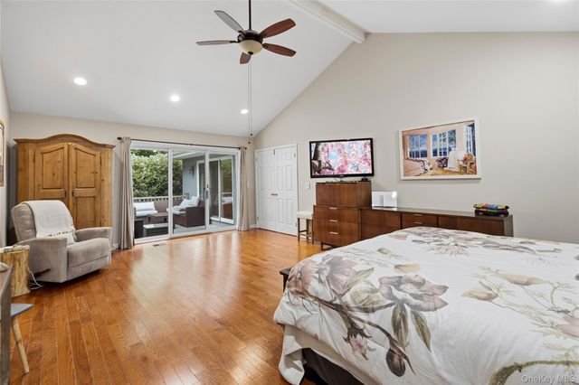 1 Gerriet Court, Northport, NY 11768
