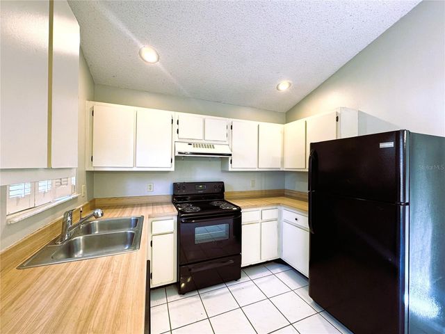 153 BECKY THATCHER COURT, Orlando, FL 32828