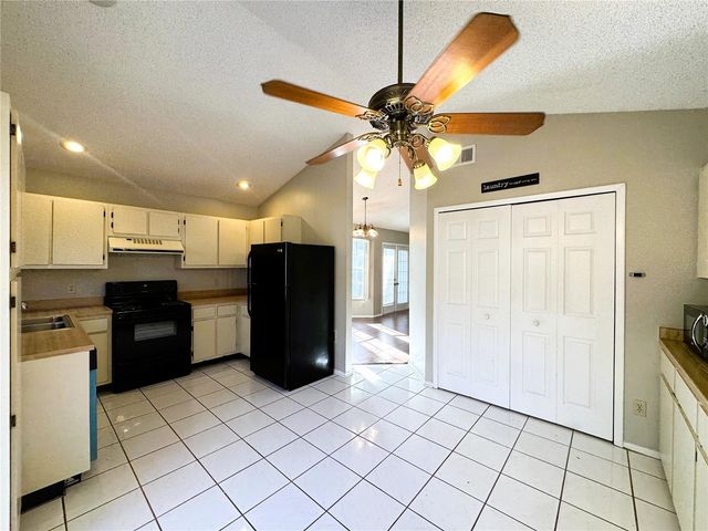 153 BECKY THATCHER COURT, Orlando, FL 32828