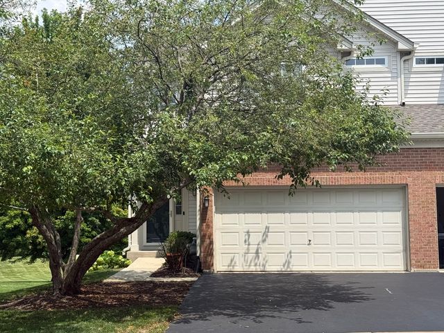 2250 STOUGHTON Drive 2250, Aurora, IL 60502