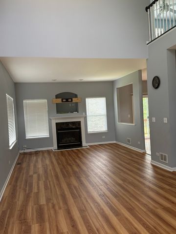 2250 STOUGHTON Drive 2250, Aurora, IL 60502