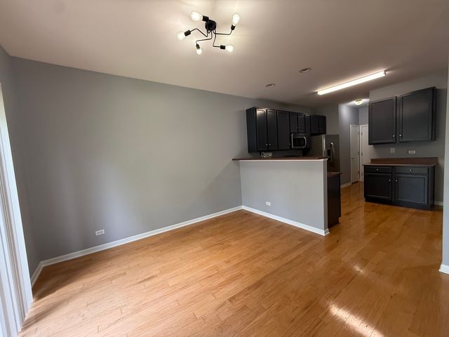 2250 STOUGHTON Drive 2250, Aurora, IL 60502