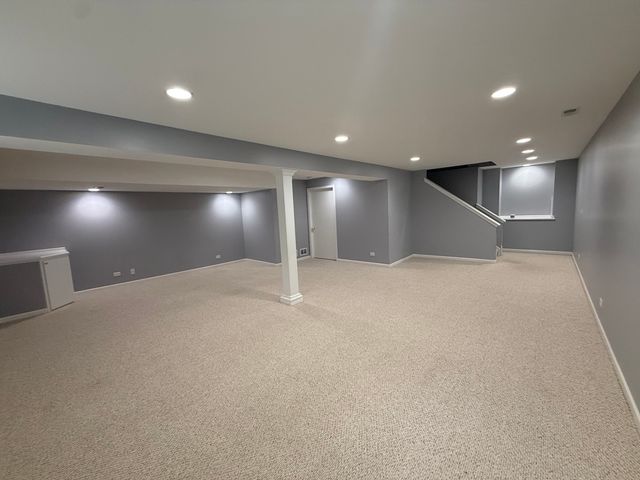 2250 STOUGHTON Drive 2250, Aurora, IL 60502