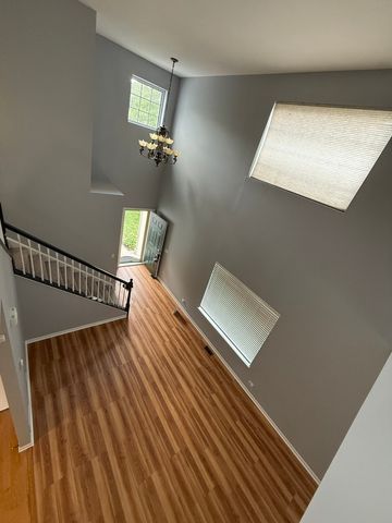 2250 STOUGHTON Drive 2250, Aurora, IL 60502