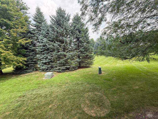 2250 STOUGHTON Drive 2250, Aurora, IL 60502
