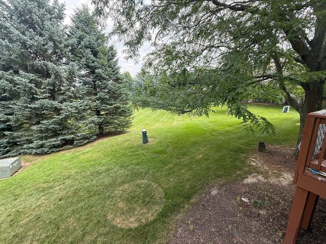 2250 STOUGHTON Drive 2250, Aurora, IL 60502