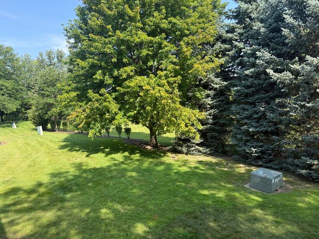 2250 STOUGHTON Drive 2250, Aurora, IL 60502