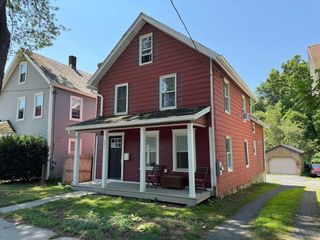 292 Deerfield Street, Greenfield, MA 01301