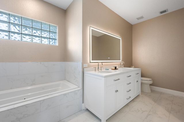 14371 Wellington Trace, Wellington, FL 33414