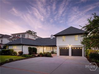 29 Penrose Drive, Savannah, GA 31410