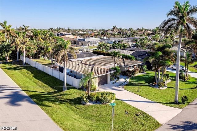 171 SW 51st TER, Cape Coral, FL 33914