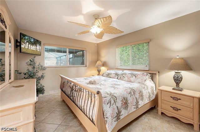 171 SW 51st TER, Cape Coral, FL 33914