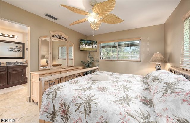 171 SW 51st TER, Cape Coral, FL 33914