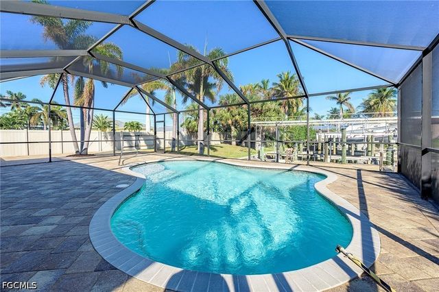 171 SW 51st TER, Cape Coral, FL 33914