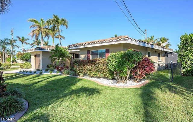 171 SW 51st TER, Cape Coral, FL 33914