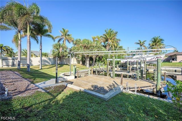 171 SW 51st TER, Cape Coral, FL 33914