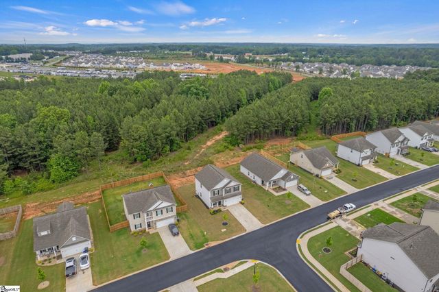 122 Bellflower Lane, Anderson, SC 29625