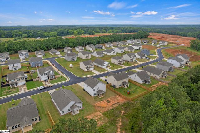 122 Bellflower Lane, Anderson, SC 29625