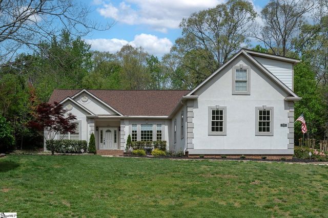 208 Glen Meadows Drive, Simpsonville, SC 29680