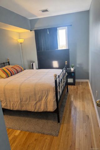 88 E Valley Stream Boulevard 9, Valley Stream, NY 11580