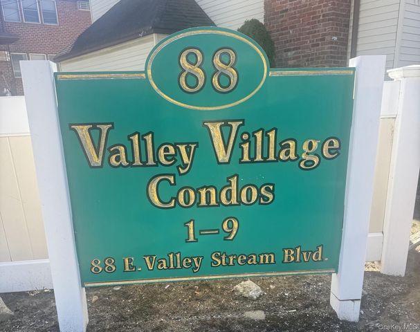 88 E Valley Stream Boulevard 9, Valley Stream, NY 11580