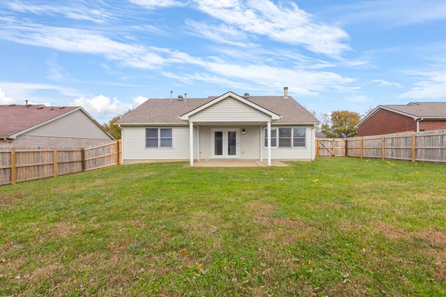 131 Hawthorne Drive, Georgetown, KY 40324