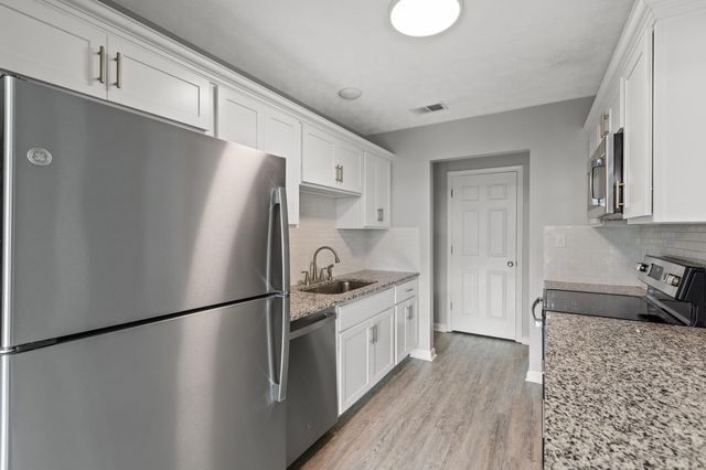 131 Hawthorne Drive, Georgetown, KY 40324