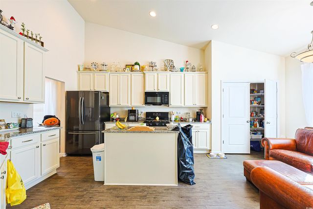 696 Tattlesbury Dr., Conway, SC 29526