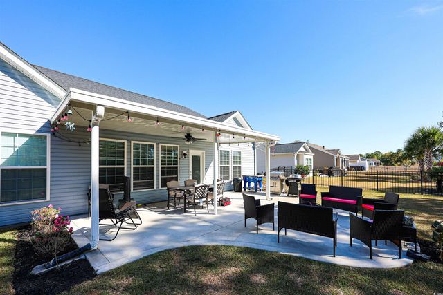 696 Tattlesbury Dr., Conway, SC 29526