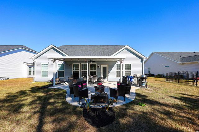 696 Tattlesbury Dr., Conway, SC 29526