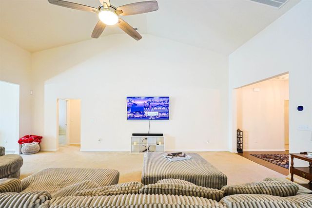 696 Tattlesbury Dr., Conway, SC 29526