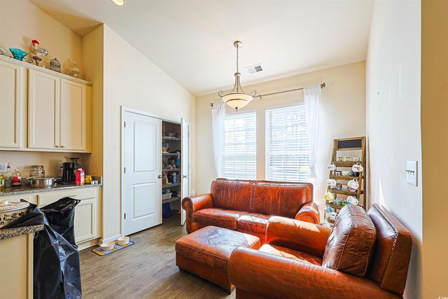 696 Tattlesbury Dr., Conway, SC 29526