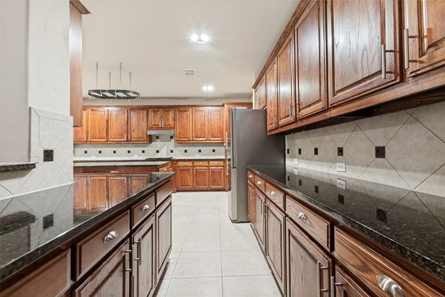 508 Wentworth Lane, Murphy, TX 75094