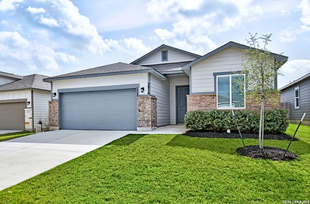 3816 DONALD DR, Seguin, TX 78155