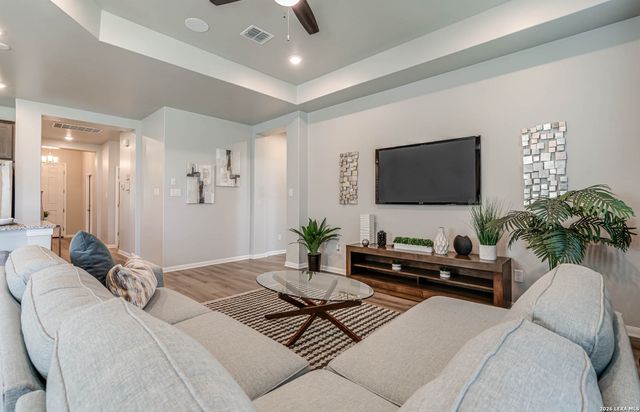 3816 DONALD DR, Seguin, TX 78155