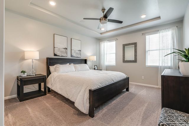 3816 DONALD DR, Seguin, TX 78155