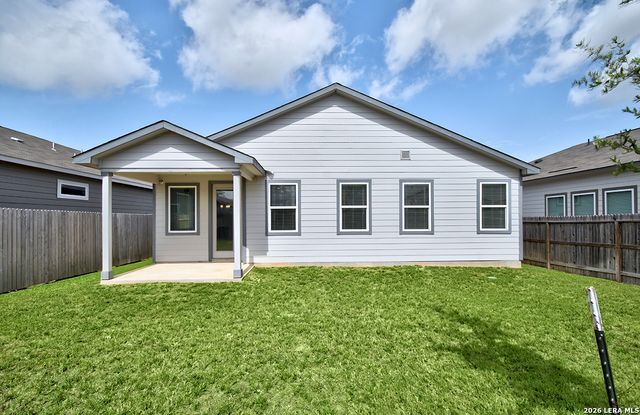 3816 DONALD DR, Seguin, TX 78155