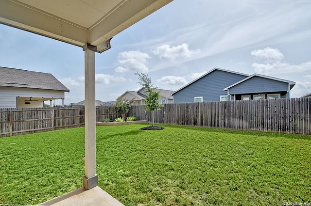 3816 DONALD DR, Seguin, TX 78155