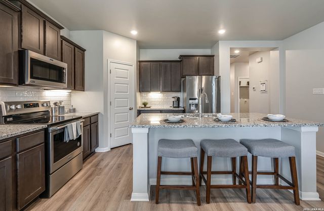 3816 DONALD DR, Seguin, TX 78155