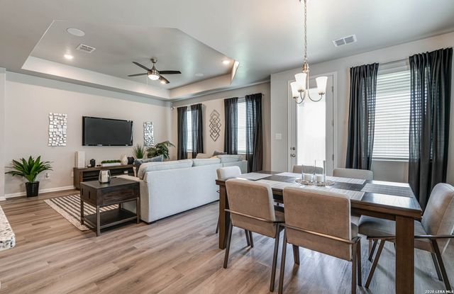 3816 DONALD DR, Seguin, TX 78155