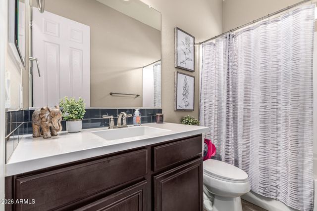 3840 E WISTERIA Drive, Chandler, AZ 85286