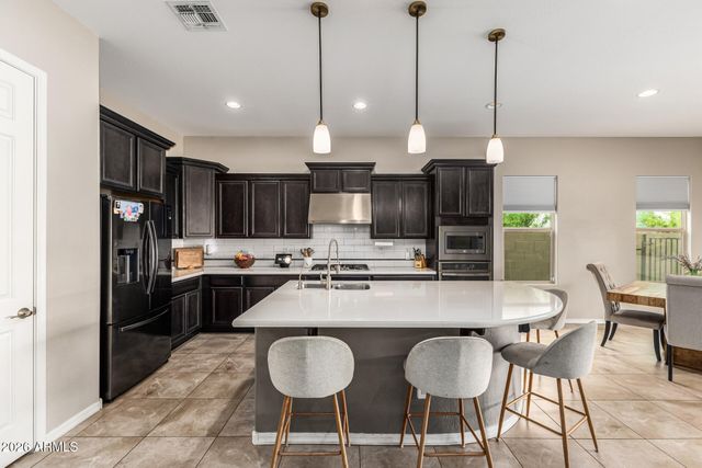 3840 E WISTERIA Drive, Chandler, AZ 85286