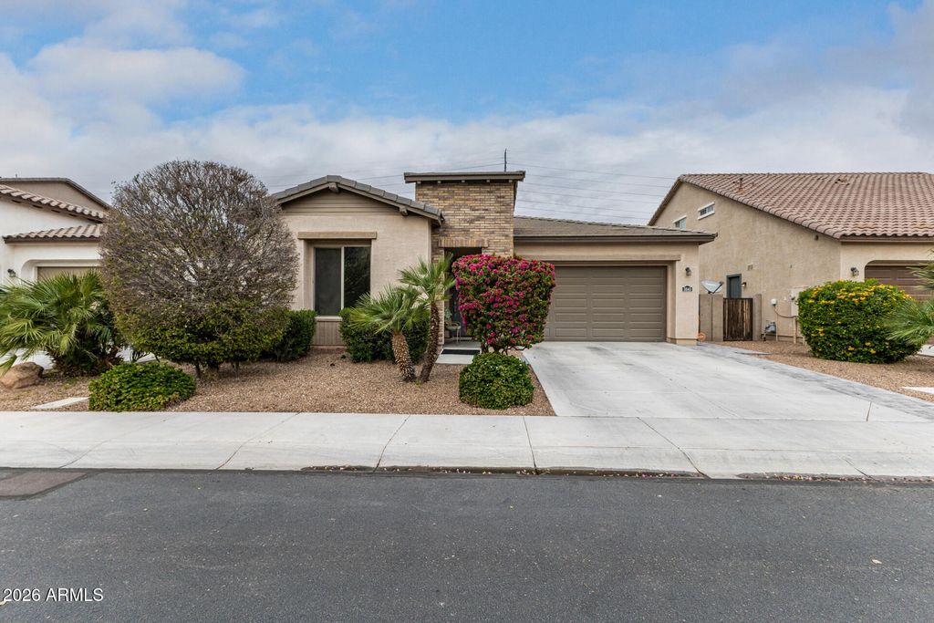 3840 E WISTERIA Drive, Chandler, AZ 85286