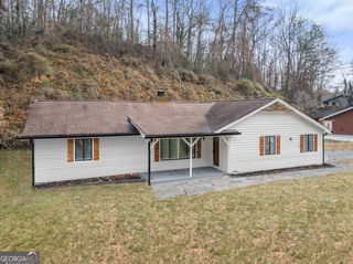 7 Dry Pond Drive, Clayton, GA 30525