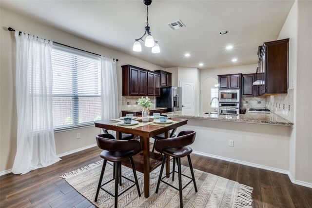 200 Mount Olive Avenue, Mckinney, TX 75072