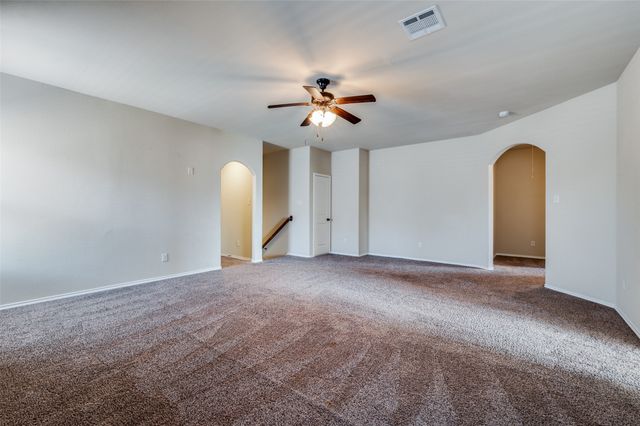 200 Mount Olive Avenue, Mckinney, TX 75072