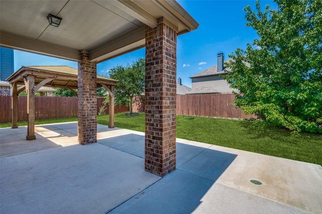 200 Mount Olive Avenue, Mckinney, TX 75072