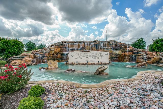 200 Mount Olive Avenue, Mckinney, TX 75072