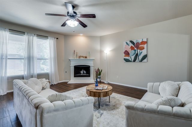 200 Mount Olive Avenue, Mckinney, TX 75072