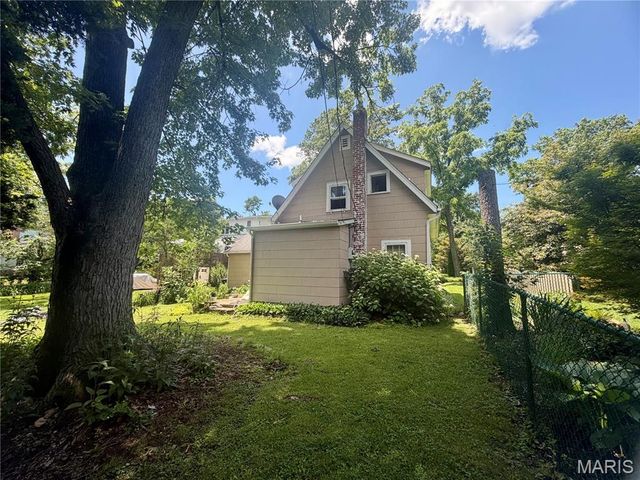 822 N Clay Avenue, Kirkwood, MO 63122